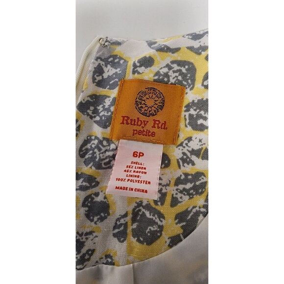 Ruby Rd. Beaded Notched V-Neck Floral Linen Shift Dress White Size 6P - Picture 7 of 8